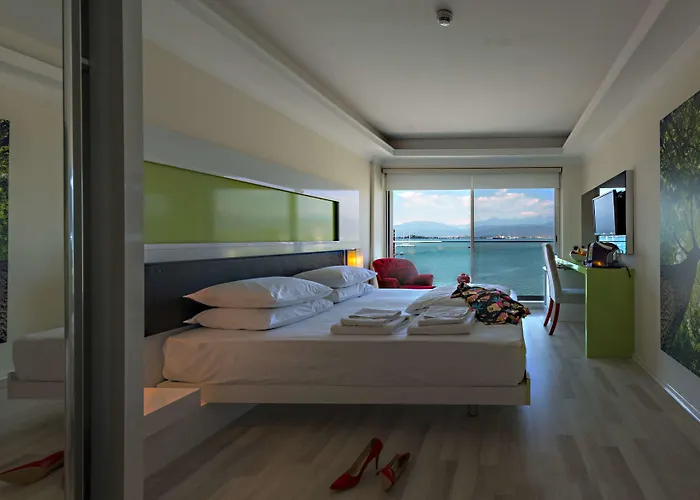 오르카 부티크 호텔 3*